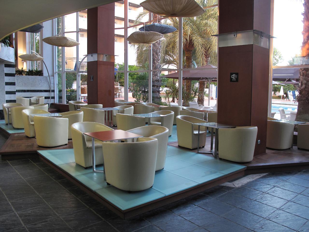 Estival Park Almaris Hotel La Pineda Bagian luar foto